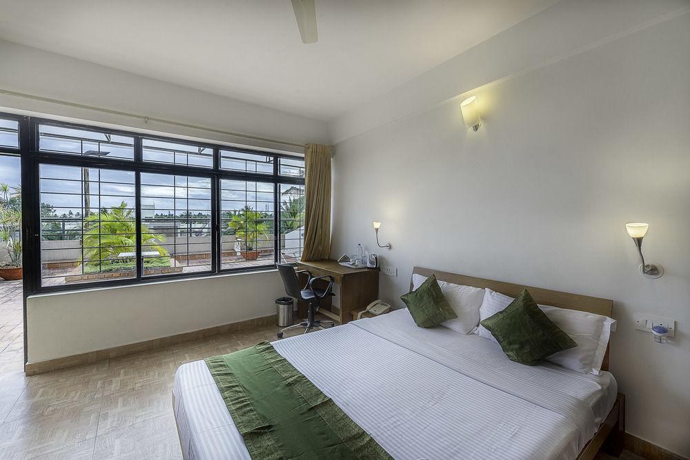 Appartamento Urban Oasis Mysore Esterno foto