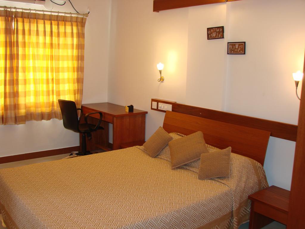 Appartamento Urban Oasis Mysore Esterno foto